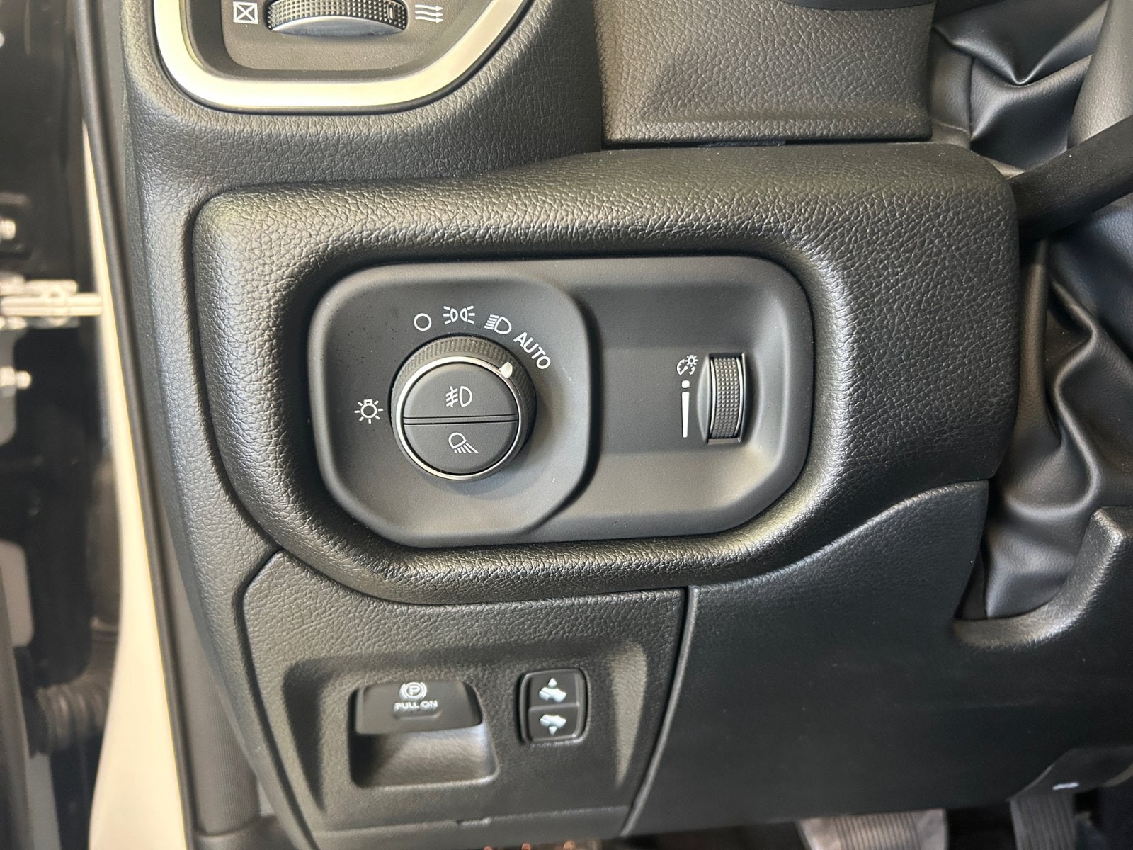 2025 RAM 1500 Lone Star