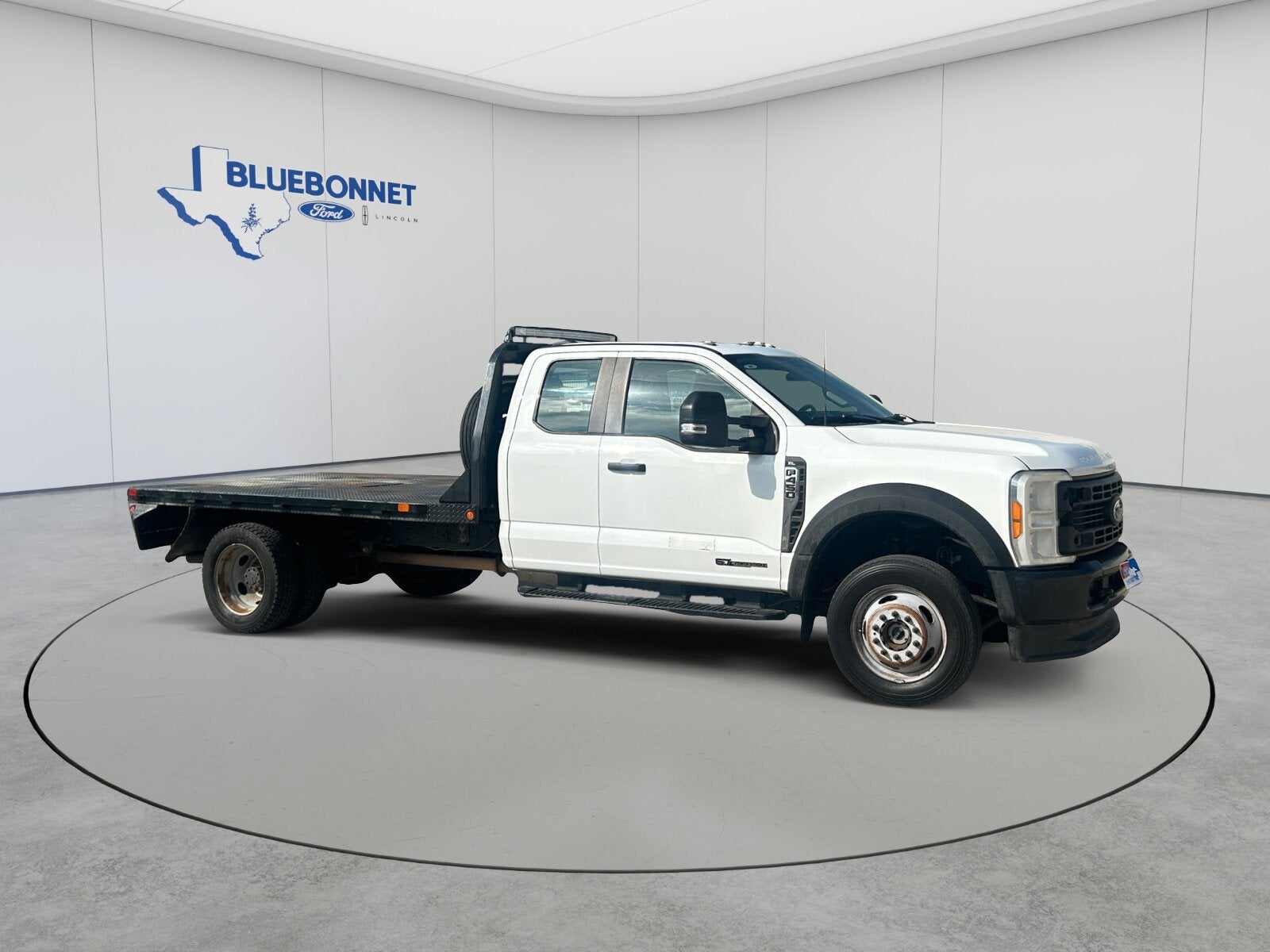 2023 Ford Super Duty F-450 DRW Base