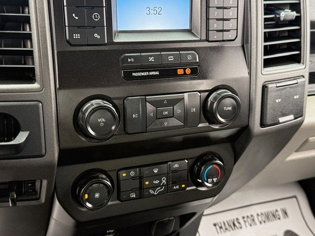 2022 Ford Super Duty F-350 DRW XL