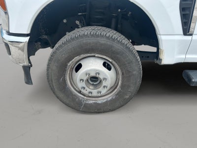 2024 Ford Super Duty F-350 DRW Base