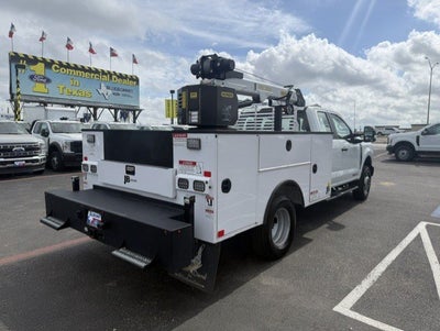 2025 Ford Super Duty F-350 DRW SCAB
