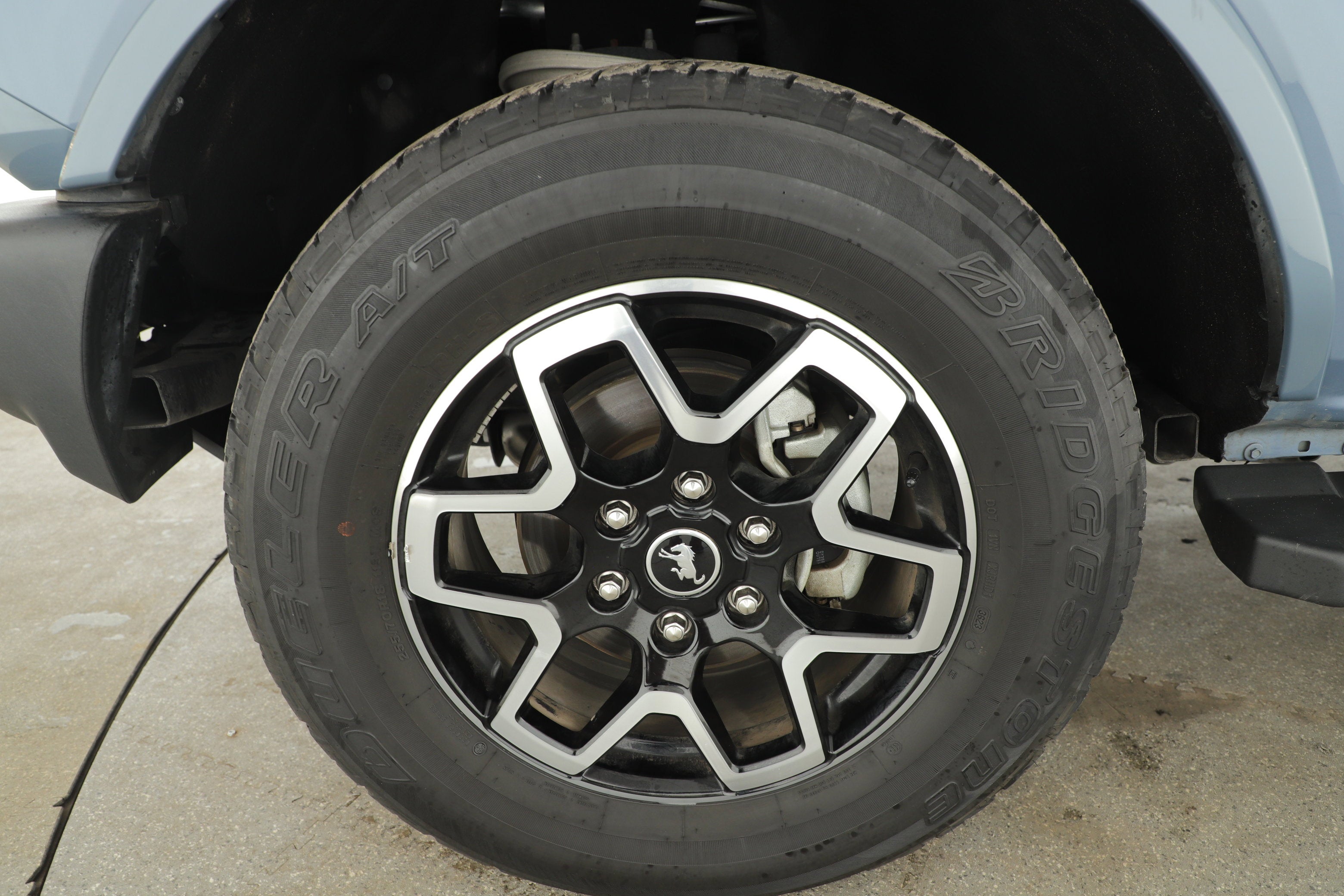 2023 Ford Bronco Base