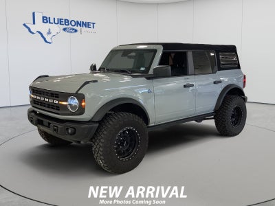 2022 Ford Bronco Base