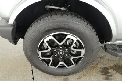 2021 Ford Bronco Base