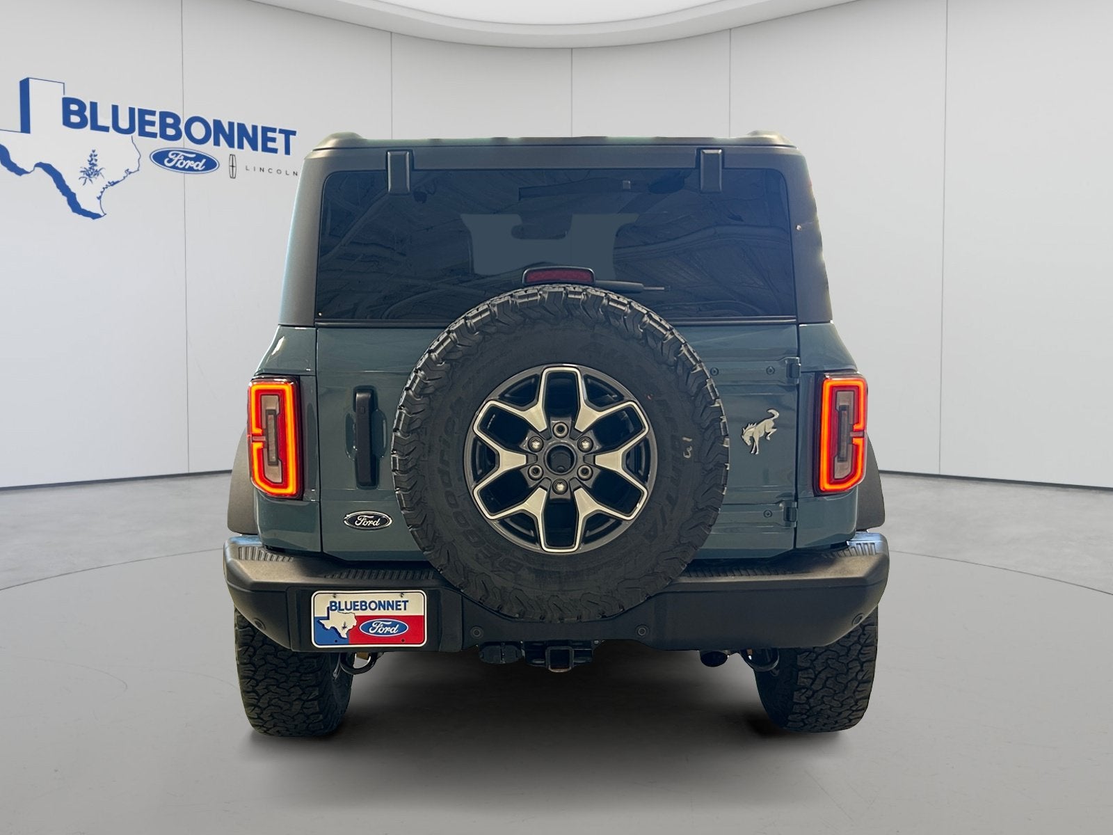 2023 Ford Bronco Base