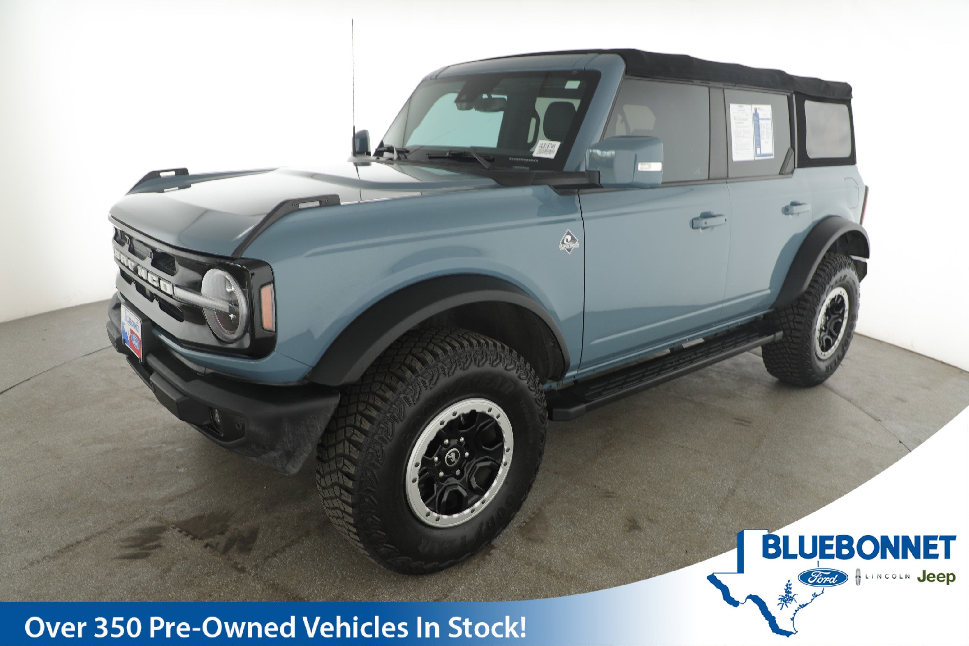 2022 Ford Bronco Base