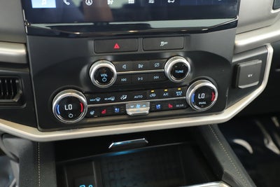 2022 Ford Expedition Max XLT