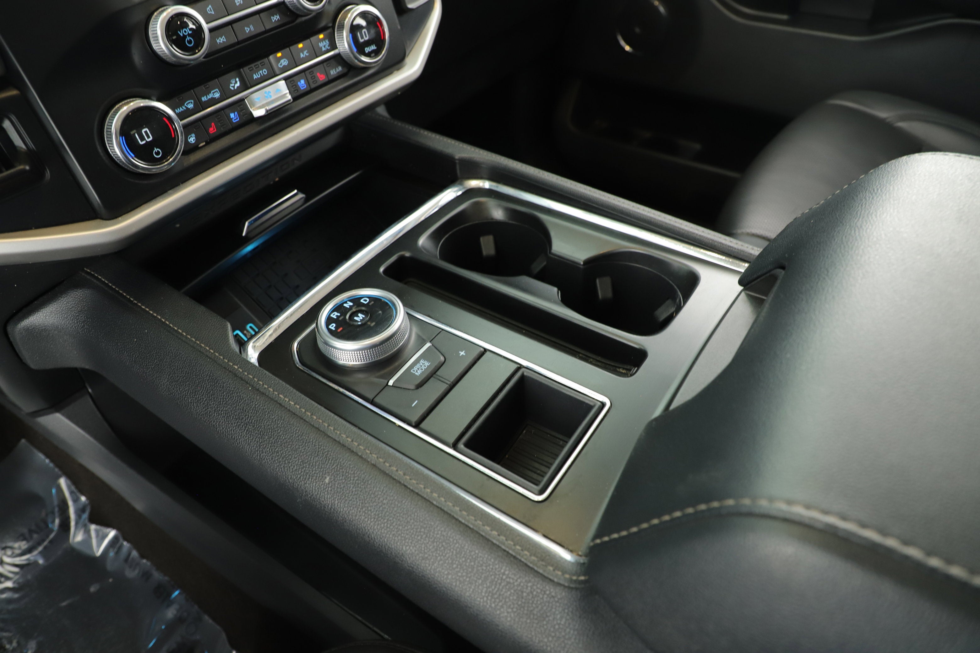 2022 Ford Expedition Max XLT