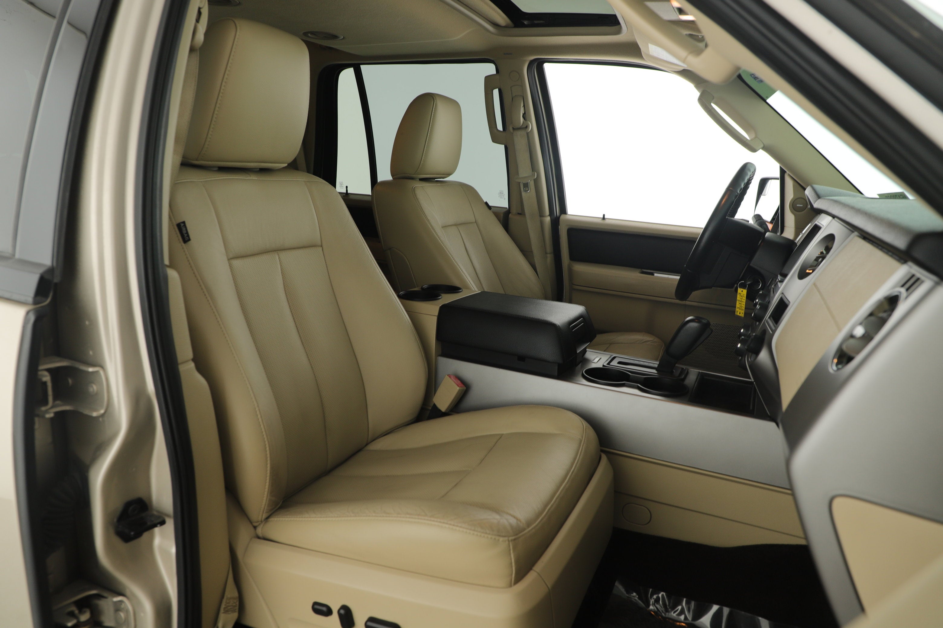 2017 Ford Expedition Base