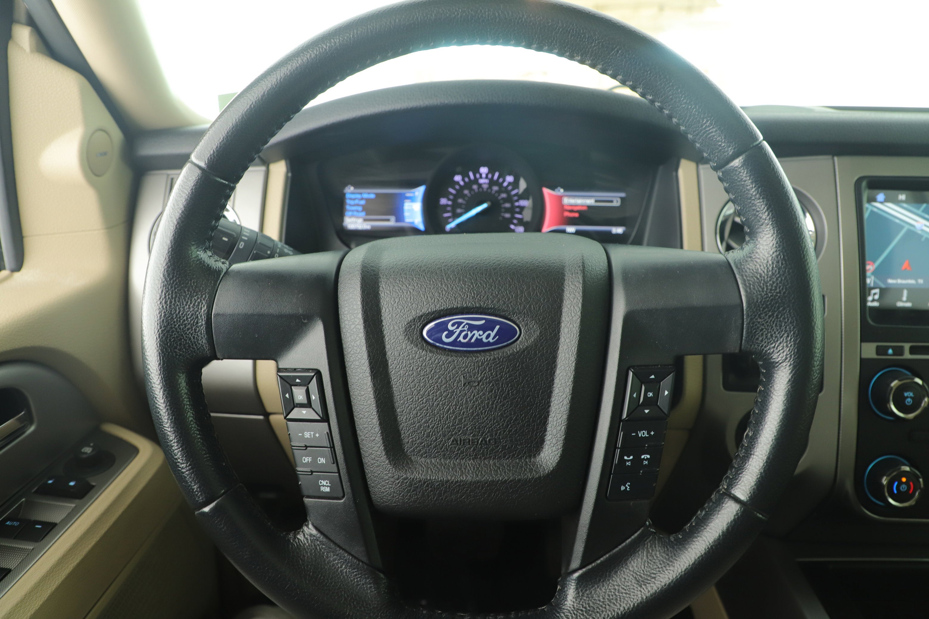 2017 Ford Expedition Base