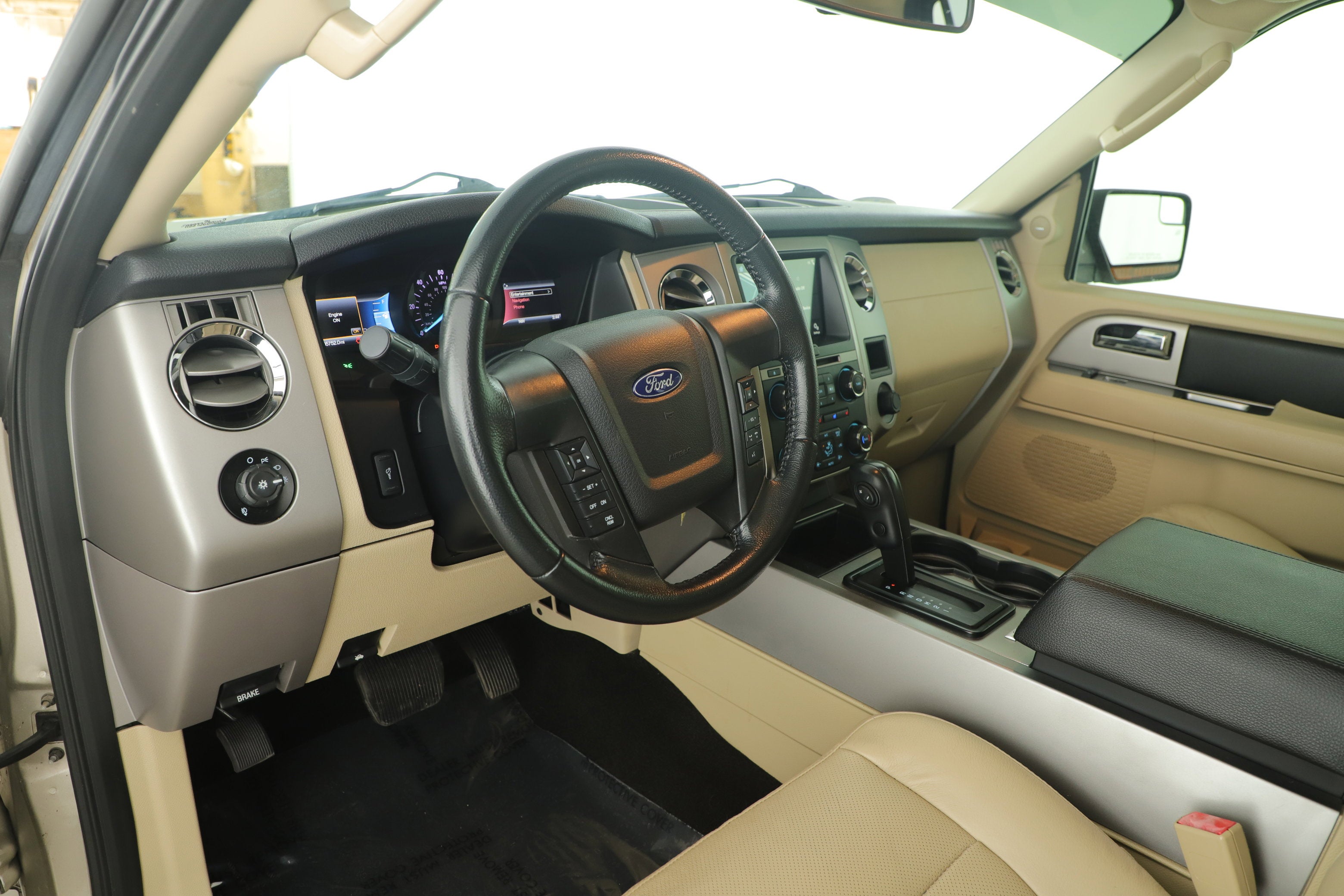 2017 Ford Expedition Base