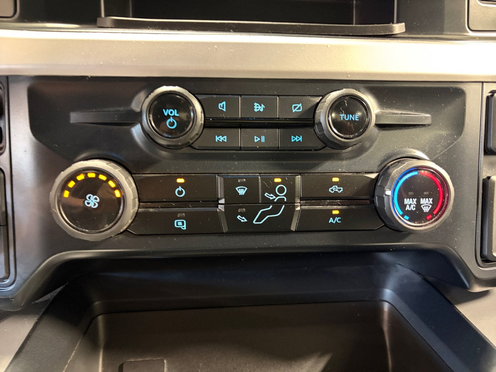 2024 Ford Super Duty F-250 SRW Base