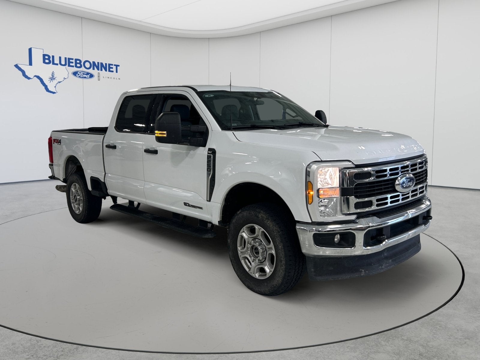 2025 Ford Super Duty F-250 SRW Base