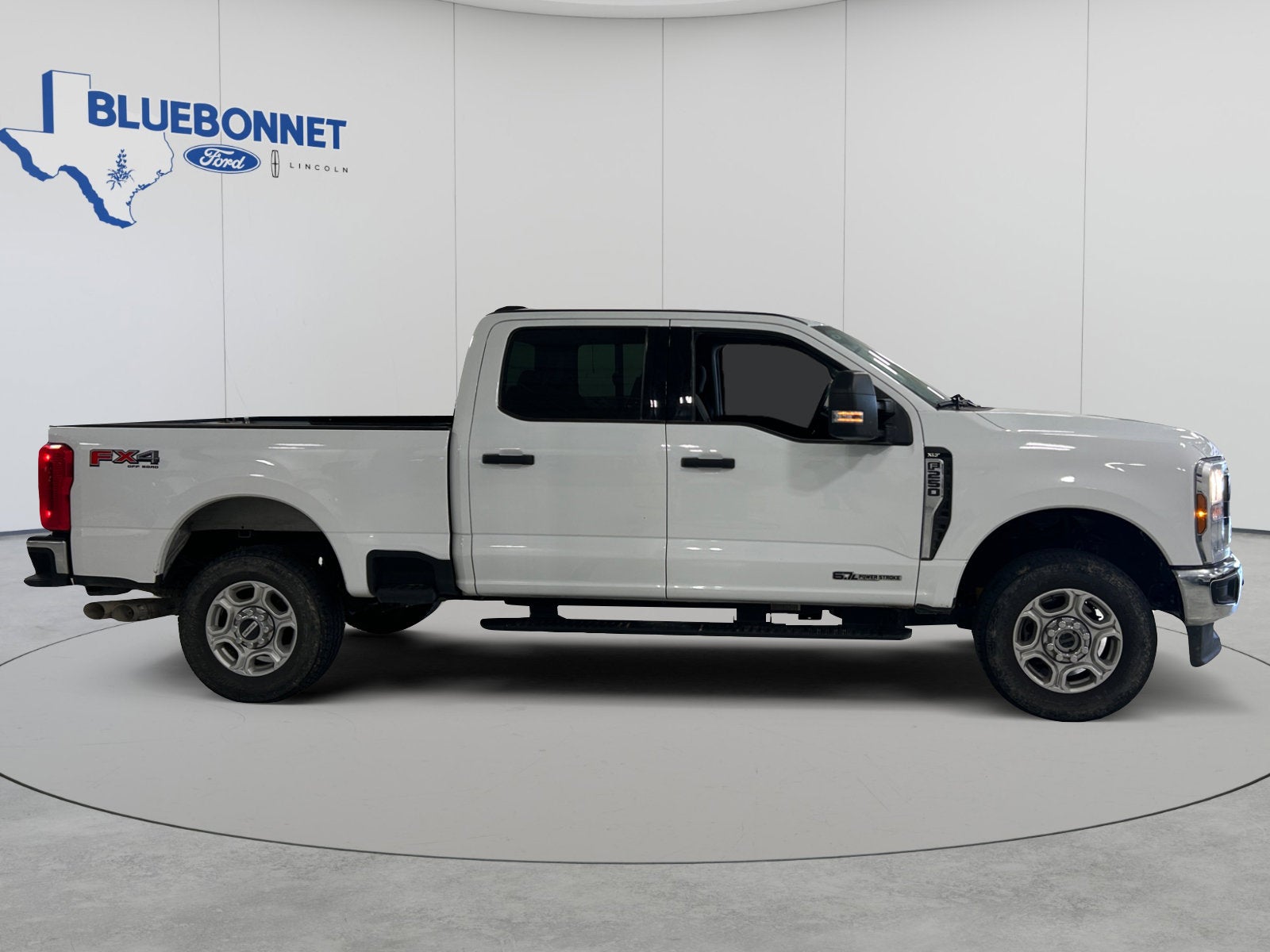 2025 Ford Super Duty F-250 SRW Base