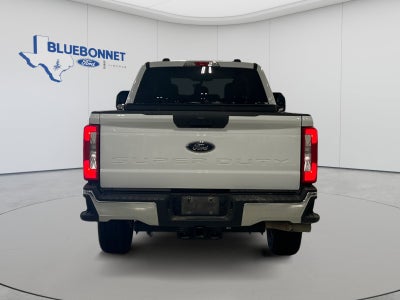 2025 Ford Super Duty F-250 SRW Base