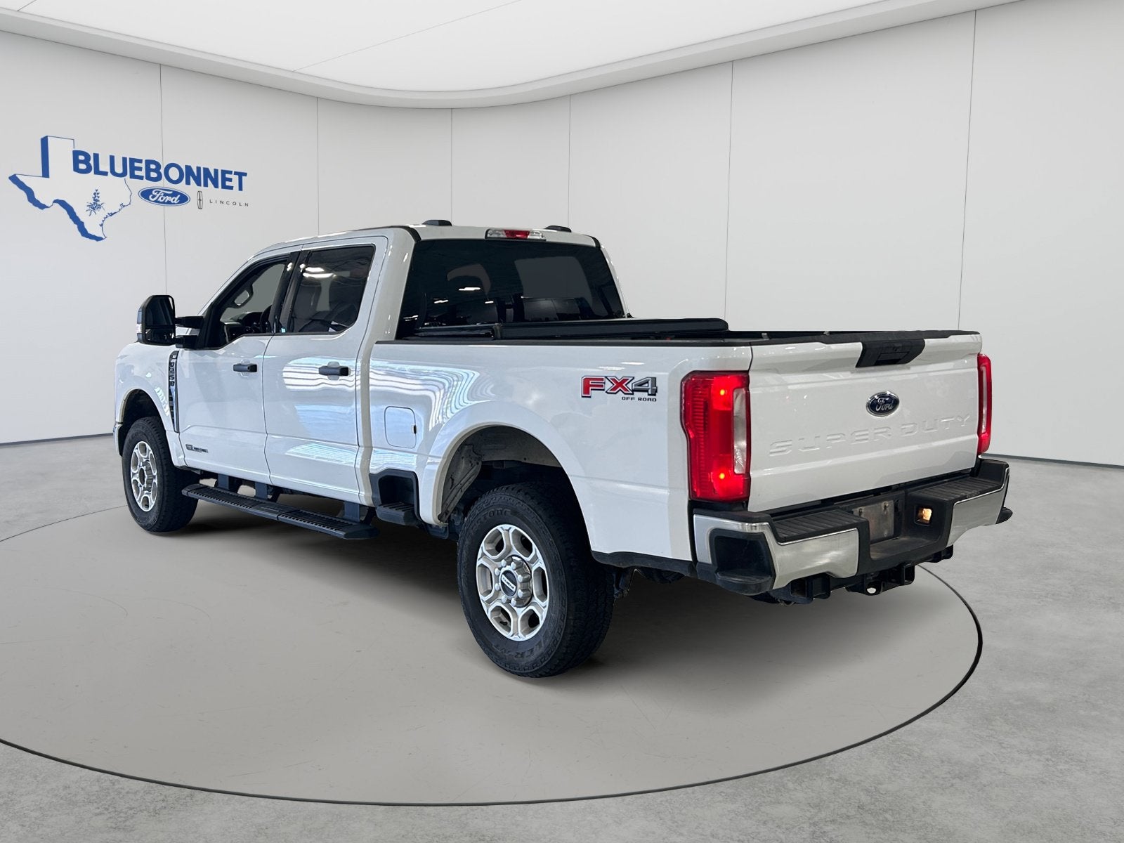 2025 Ford Super Duty F-250 SRW Base