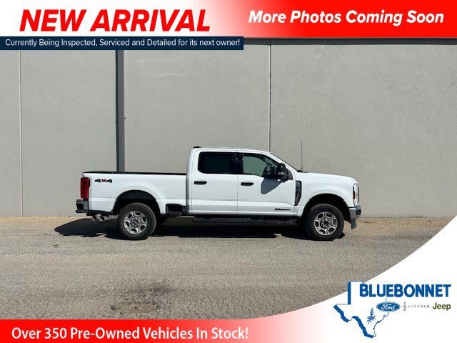 2025 Ford Super Duty F-250 SRW Base