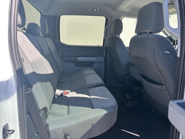 2025 Ford Super Duty F-250 SRW Base