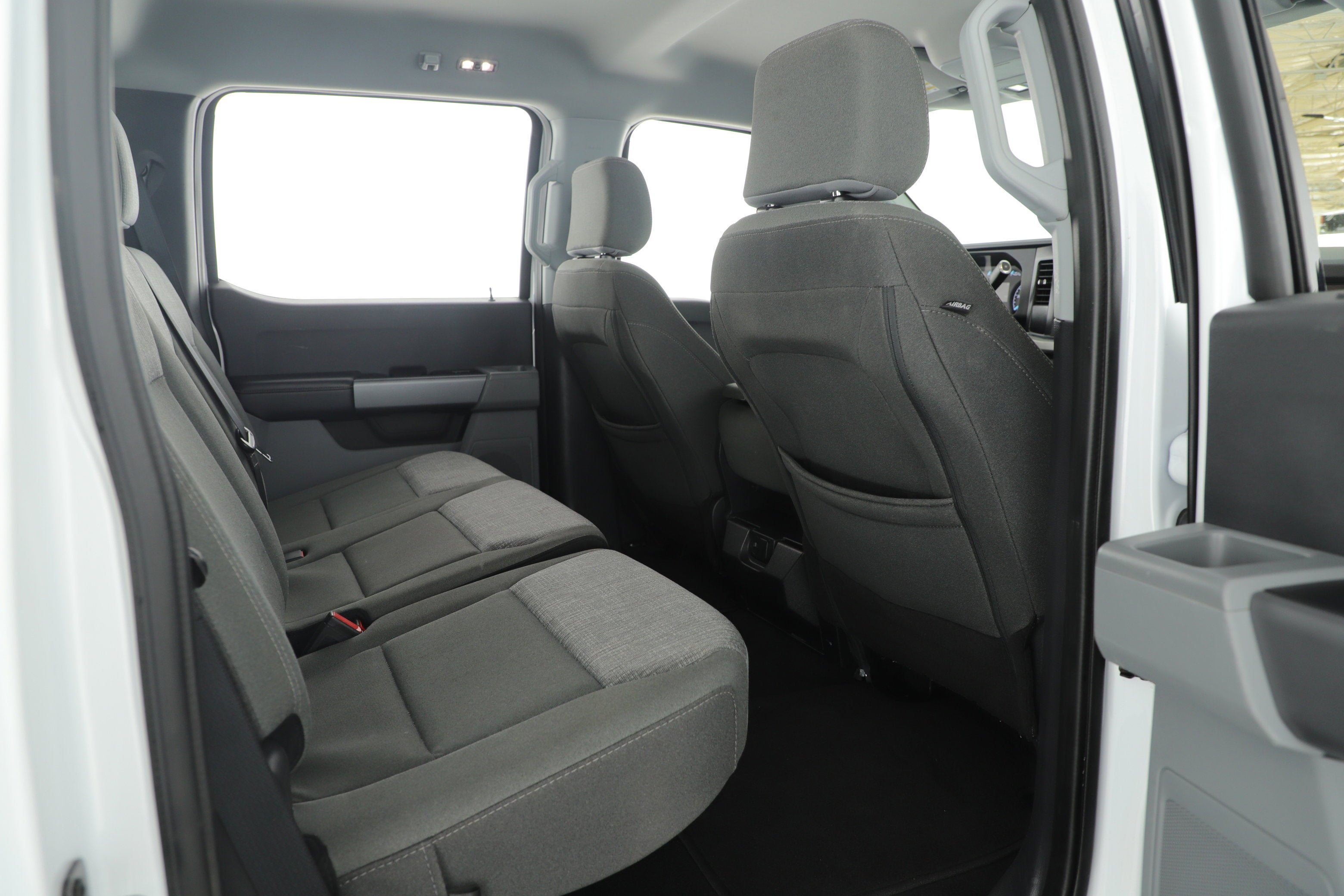 2025 Ford Super Duty F-250 SRW Base