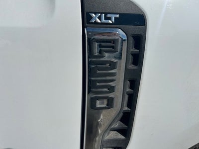 2025 Ford Super Duty F-250 SRW Base