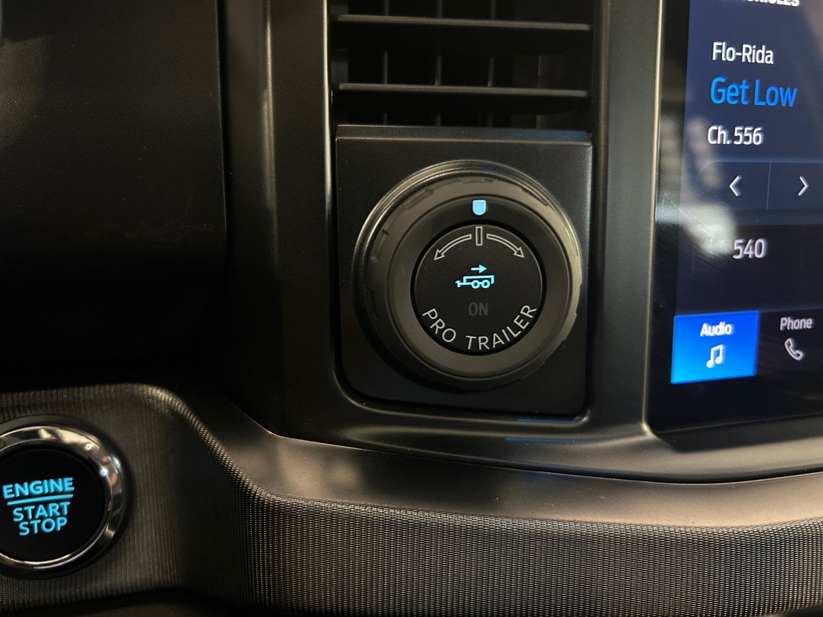 2025 Ford Super Duty F-250 SRW Platinum