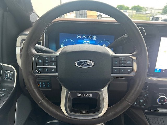 2025 Ford Super Duty F-250 SRW Base