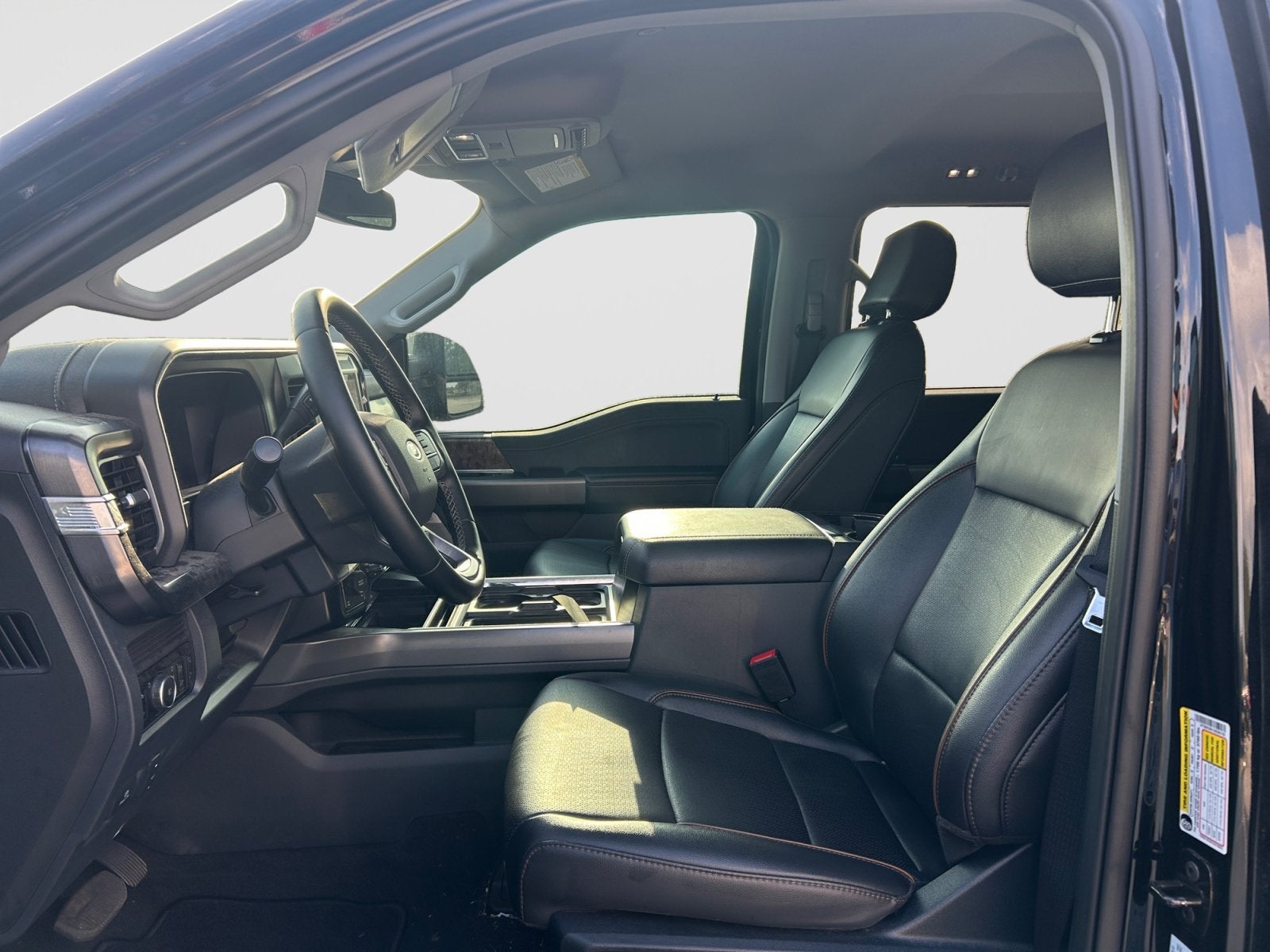 2025 Ford Super Duty F-250 SRW Base