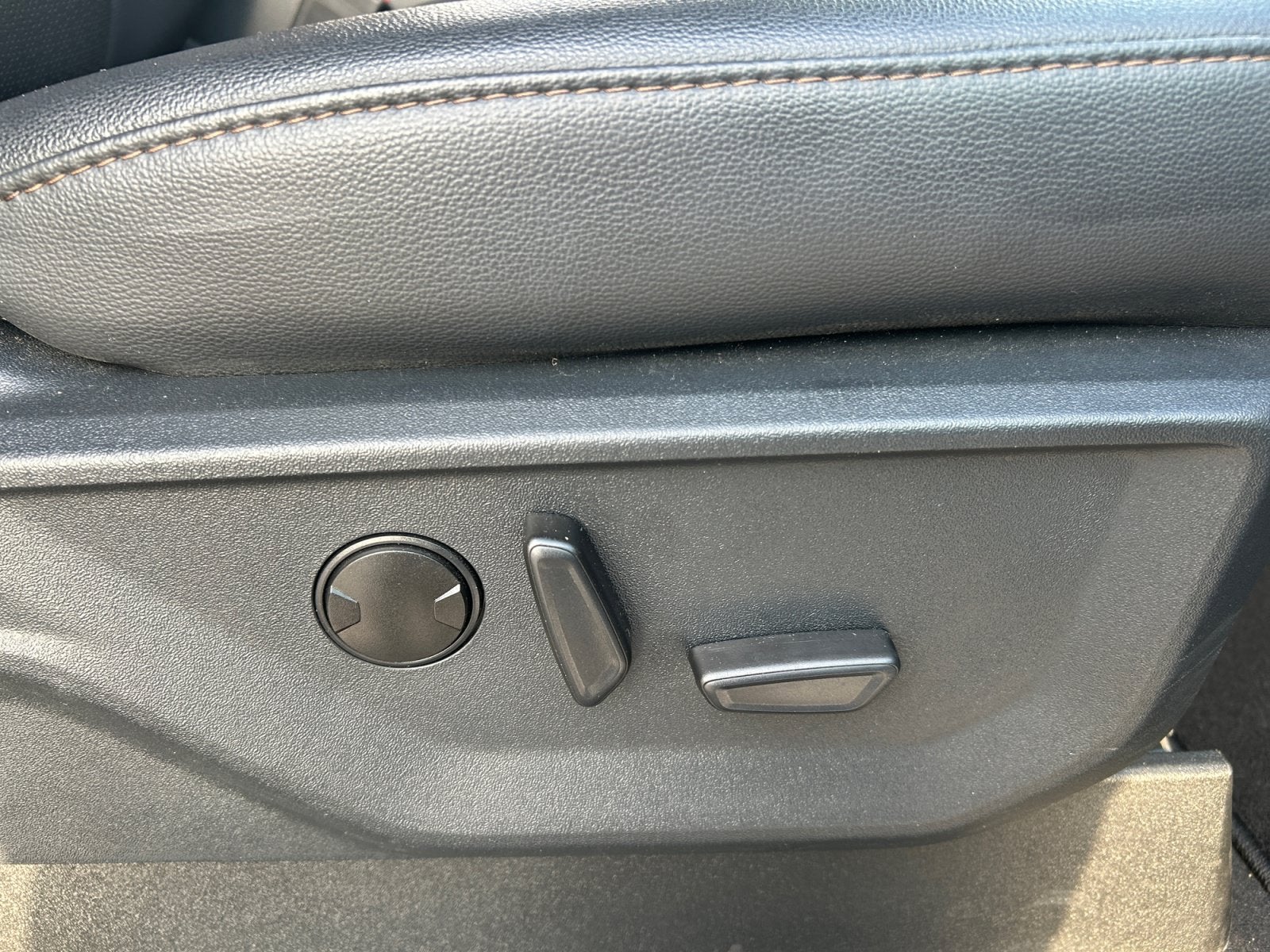 2025 Ford Super Duty F-250 SRW Base