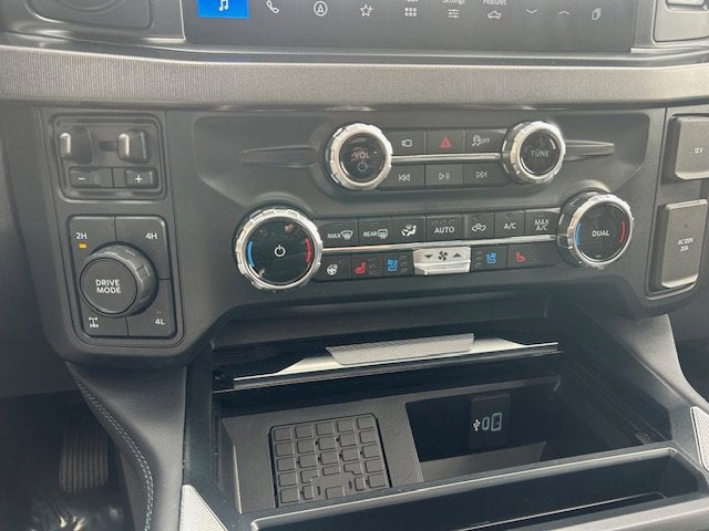 2025 Ford Super Duty F-250 SRW Base