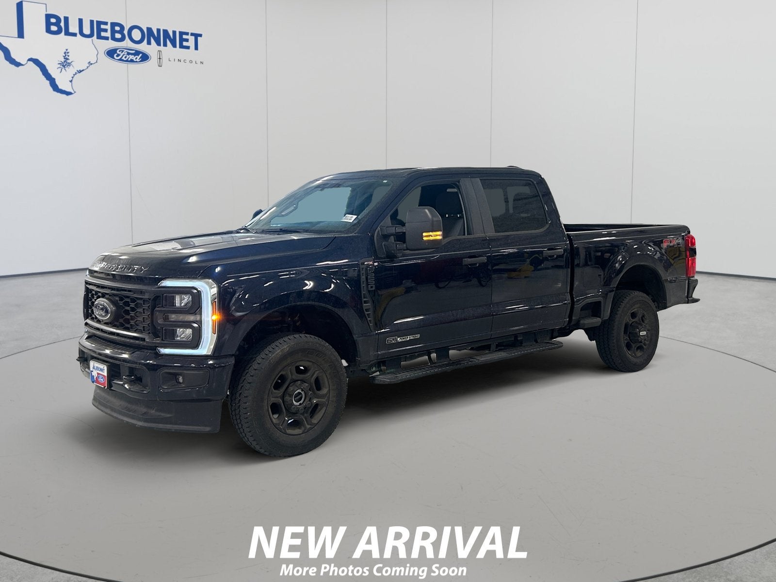 2025 Ford Super Duty F-250 SRW Base