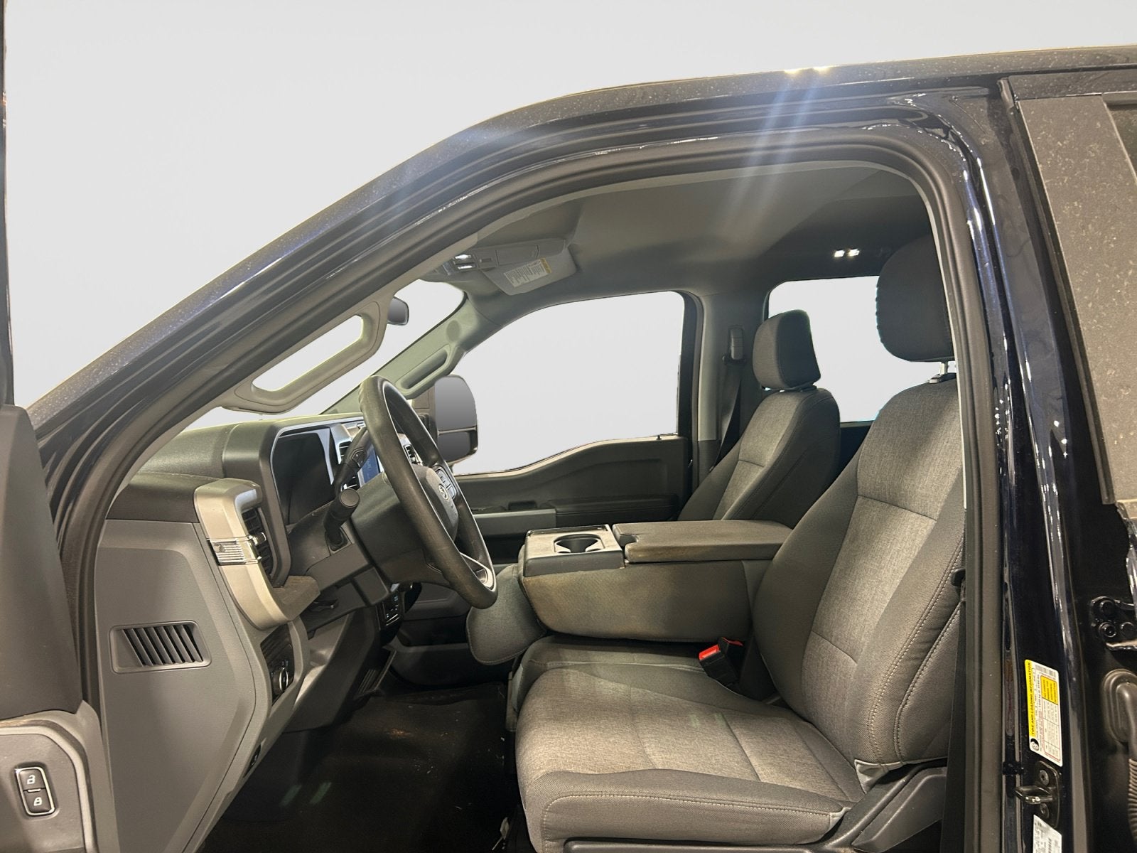 2025 Ford Super Duty F-250 SRW Base