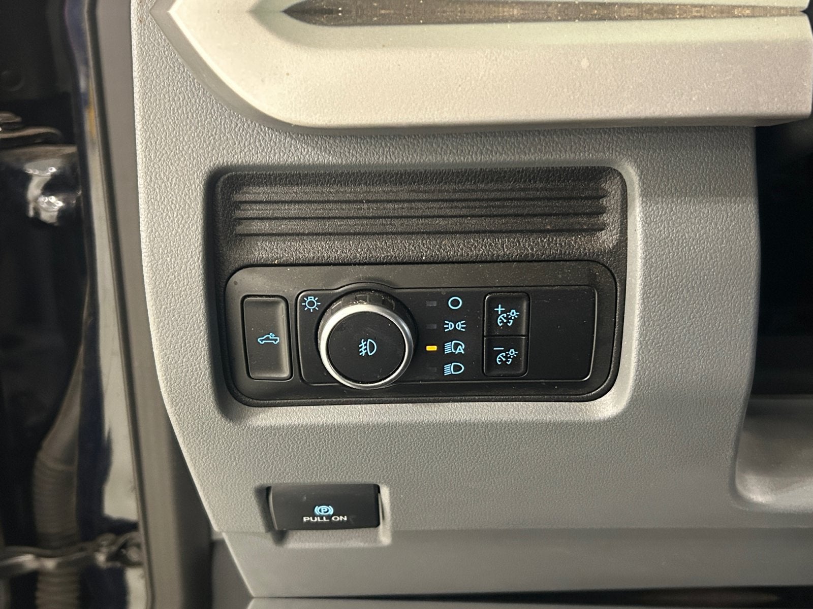 2025 Ford Super Duty F-250 SRW Base