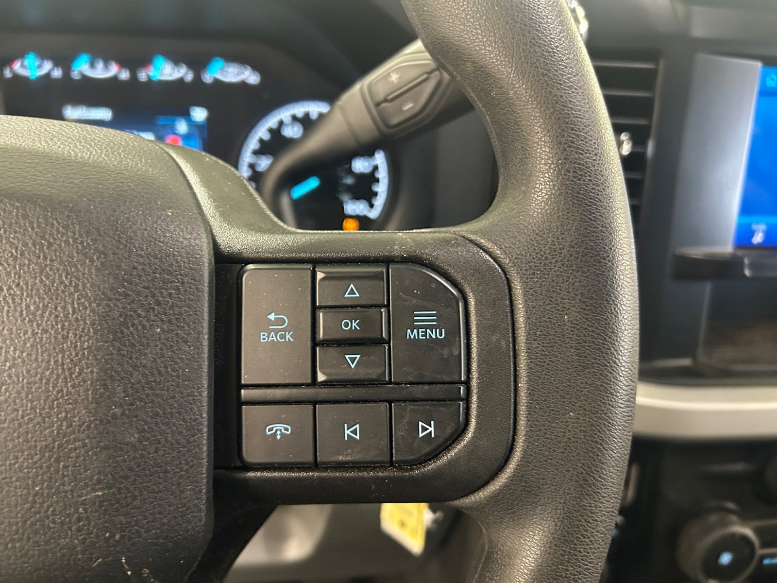 2025 Ford Super Duty F-250 SRW Base