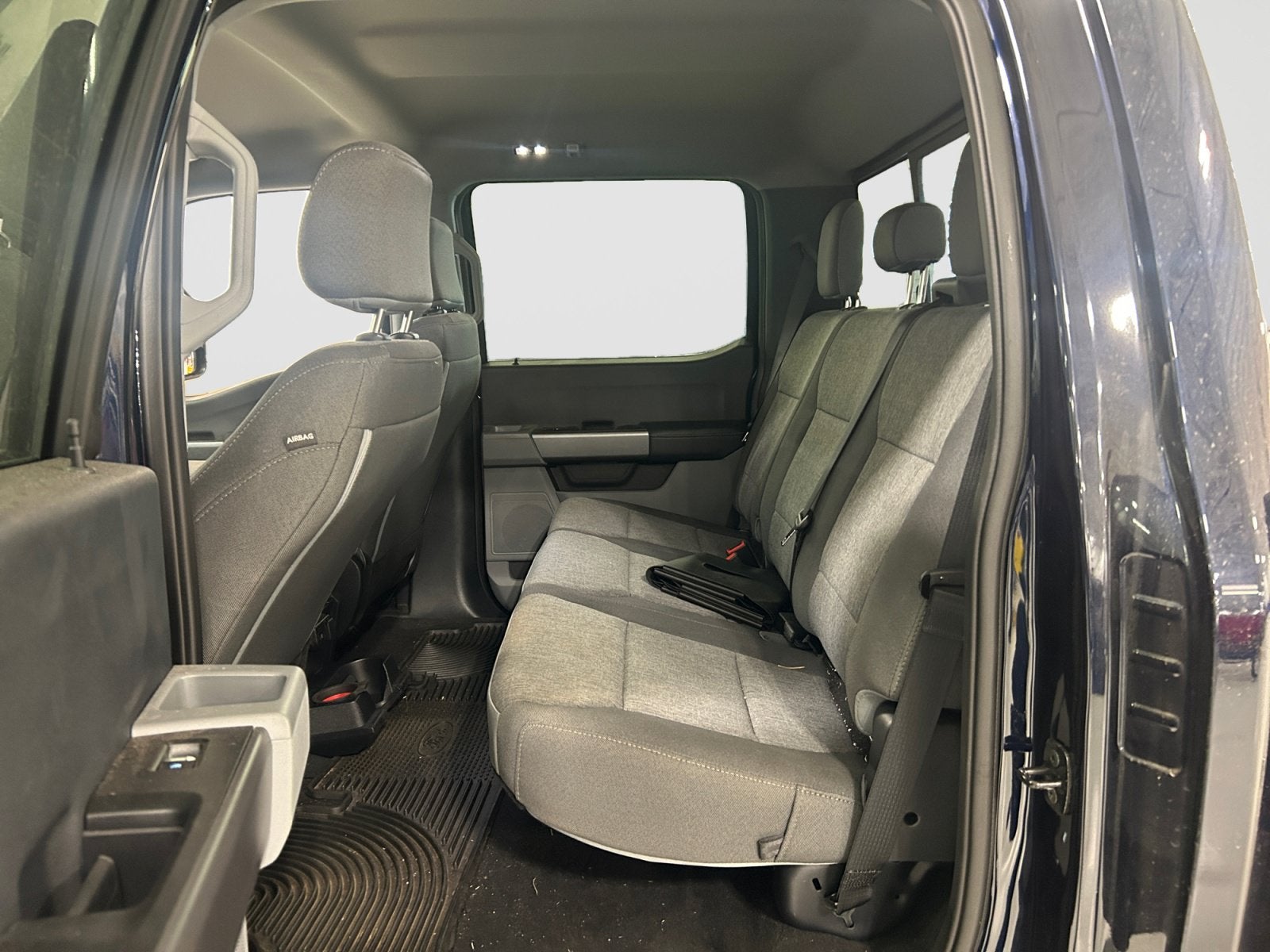2025 Ford Super Duty F-250 SRW Base