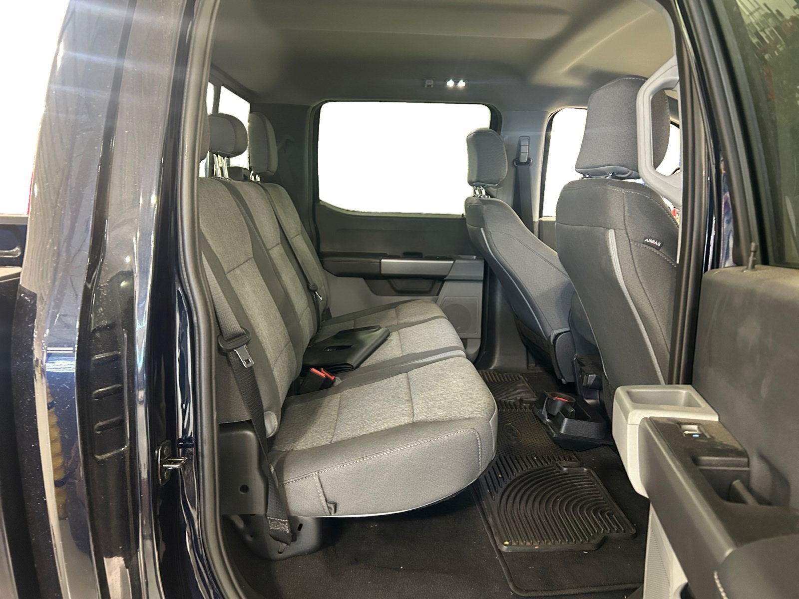 2025 Ford Super Duty F-250 SRW Base