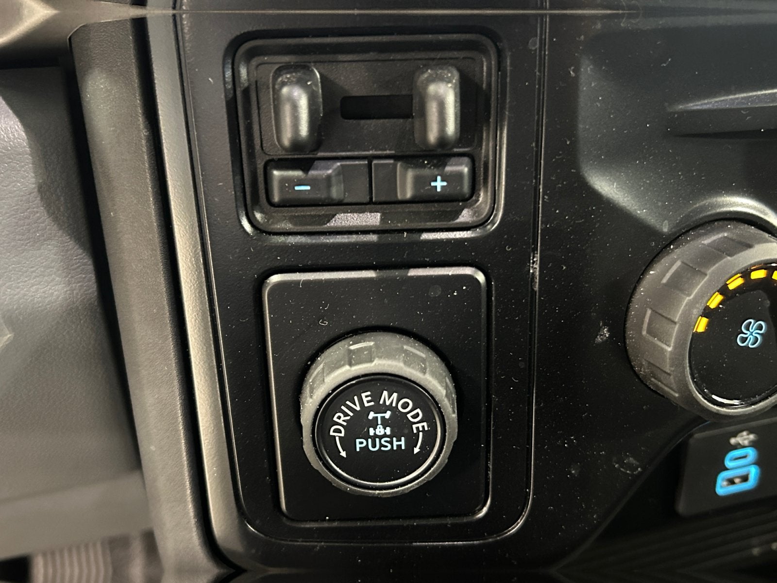 2026 Ford Super Duty F-350 SRW Base