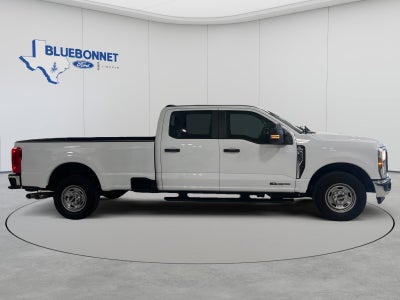 2025 Ford Super Duty F-350 SRW XL