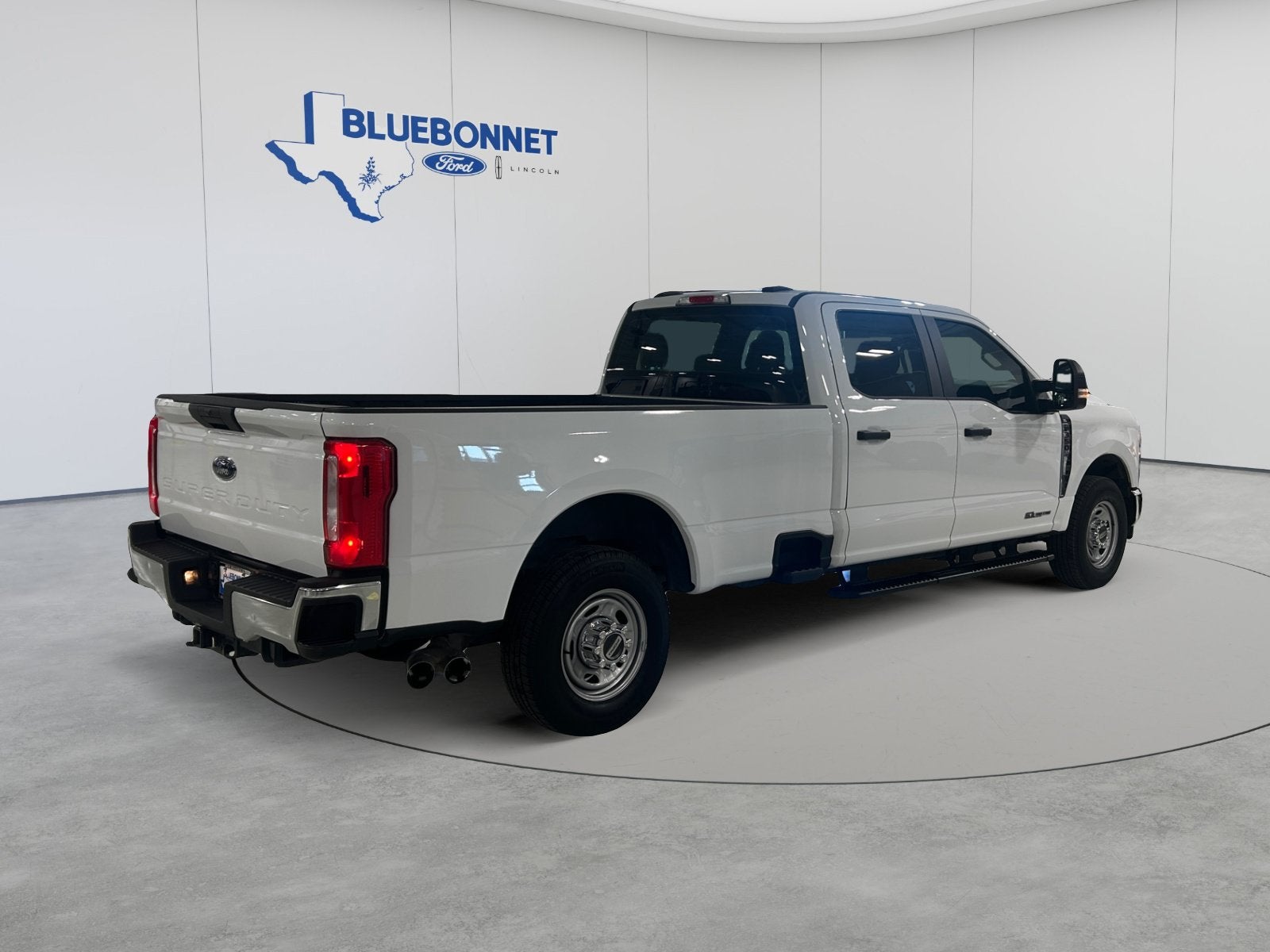 2025 Ford Super Duty F-350 SRW XL