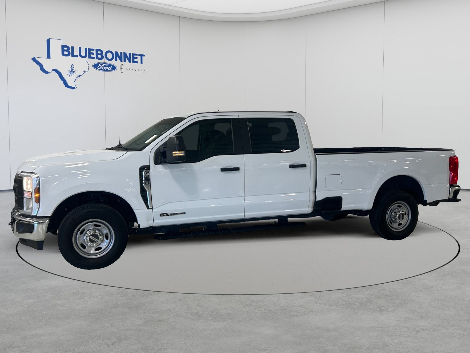 2025 Ford Super Duty F-350 SRW XL