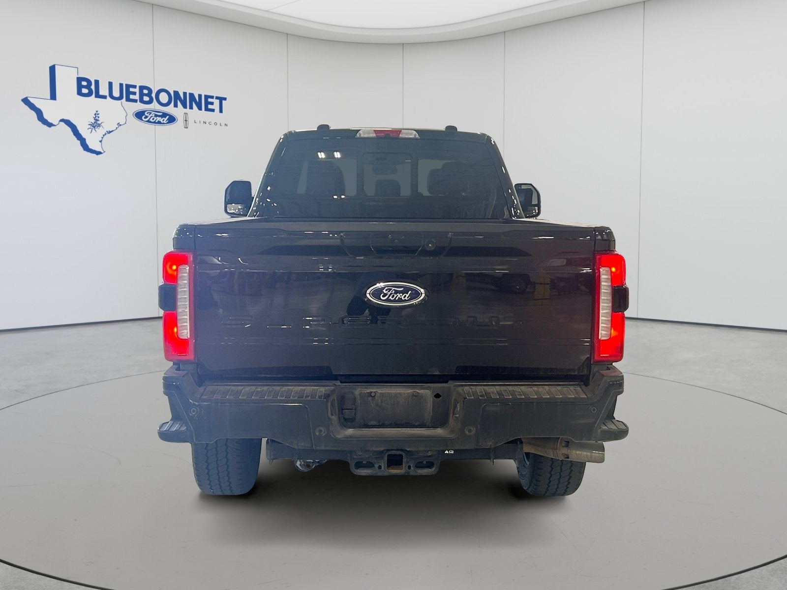2023 Ford Super Duty F-350 SRW Base