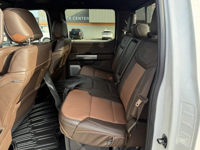 2025 Ford Super Duty F-350 DRW Base