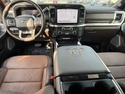 2025 Ford Super Duty F-350 DRW Base
