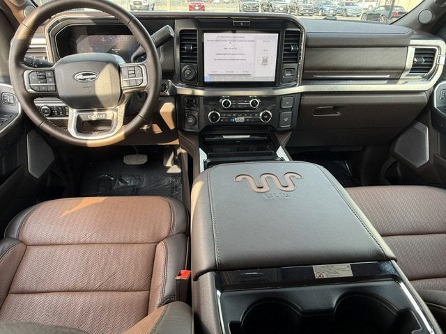 2025 Ford Super Duty F-350 DRW Base