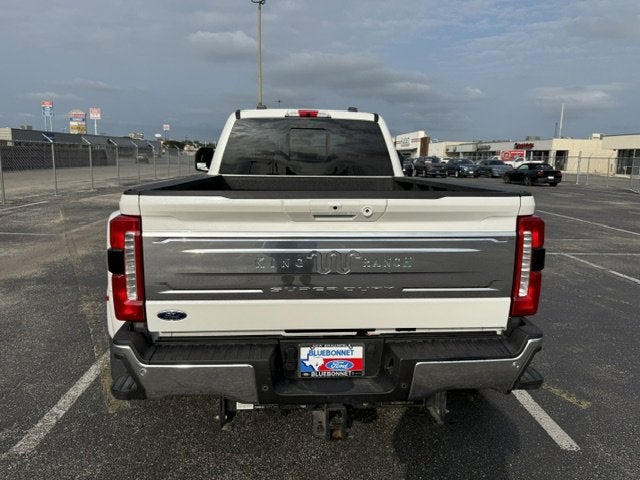 2025 Ford Super Duty F-350 DRW Base