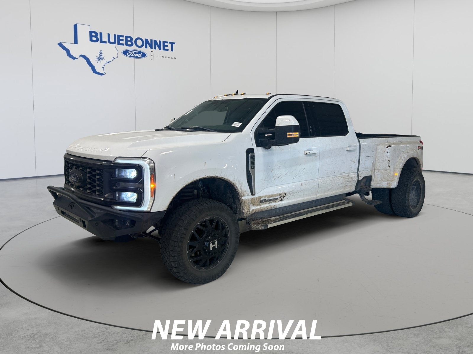 2023 Ford Super Duty F-350 DRW Base