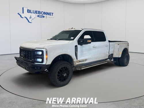 2023 Ford Super Duty F-350 DRW Base