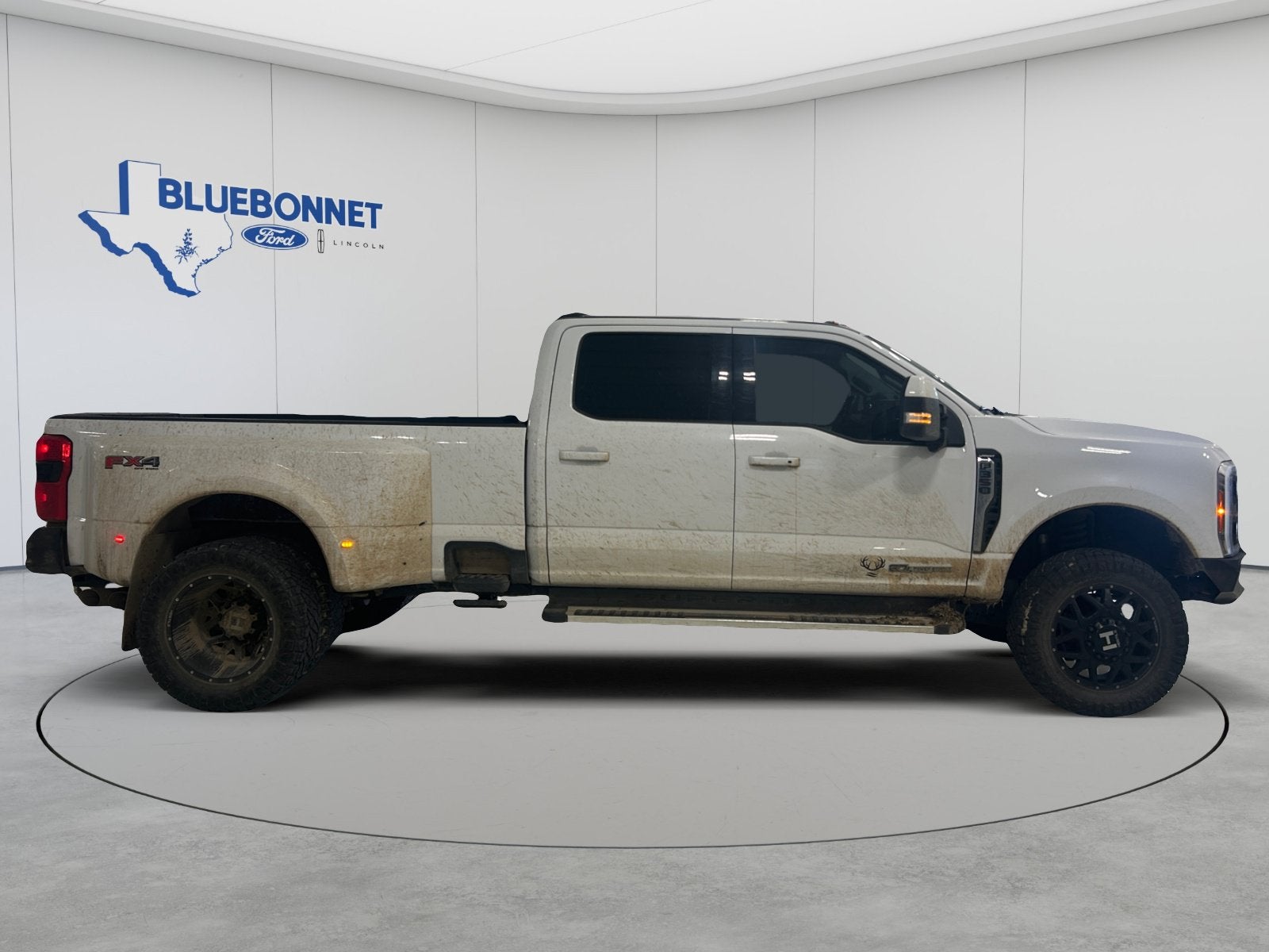 2023 Ford Super Duty F-350 DRW Base