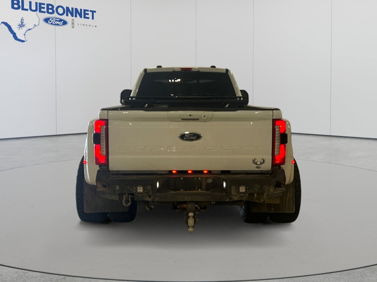 2023 Ford Super Duty F-350 DRW Base