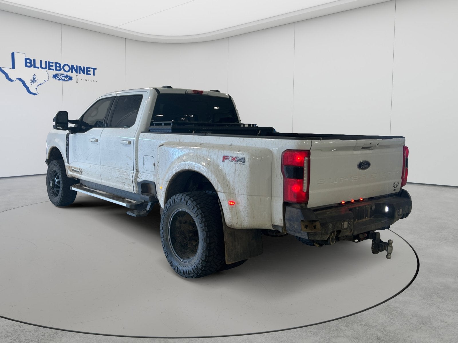 2023 Ford Super Duty F-350 DRW Base