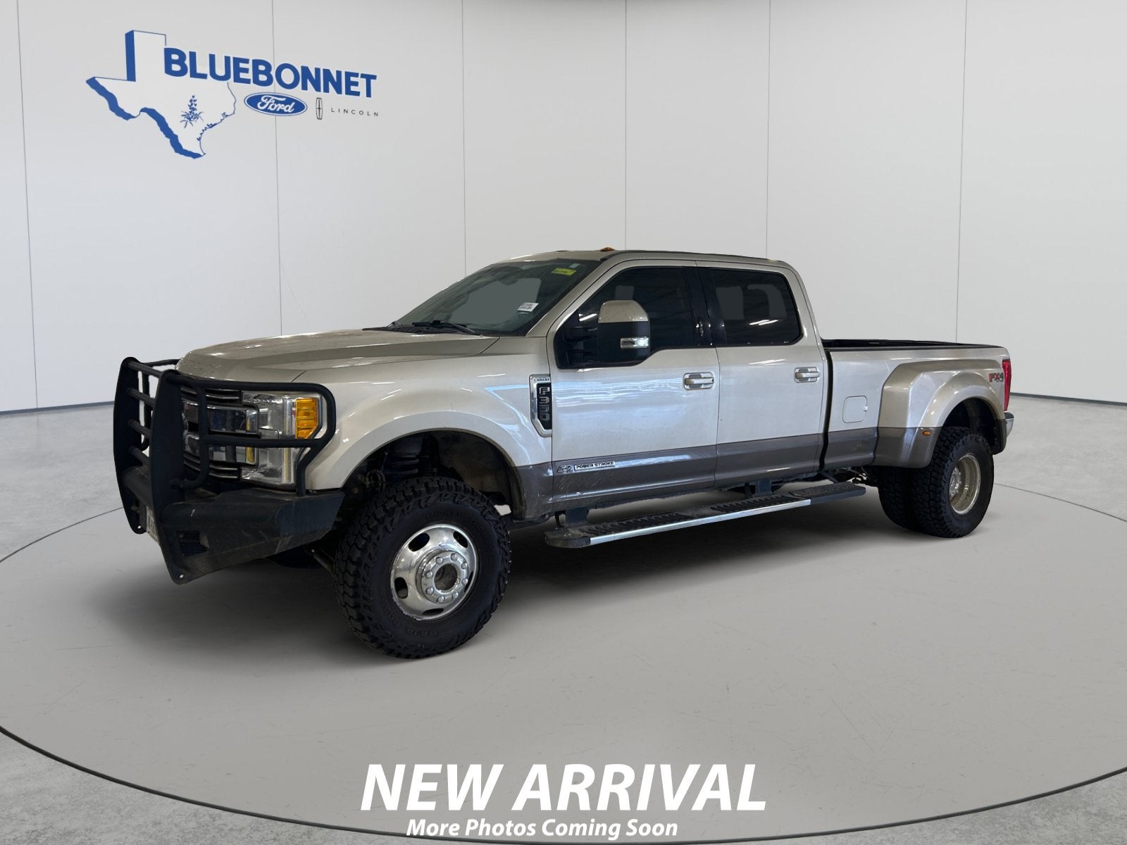2017 Ford Super Duty F-350 DRW Base